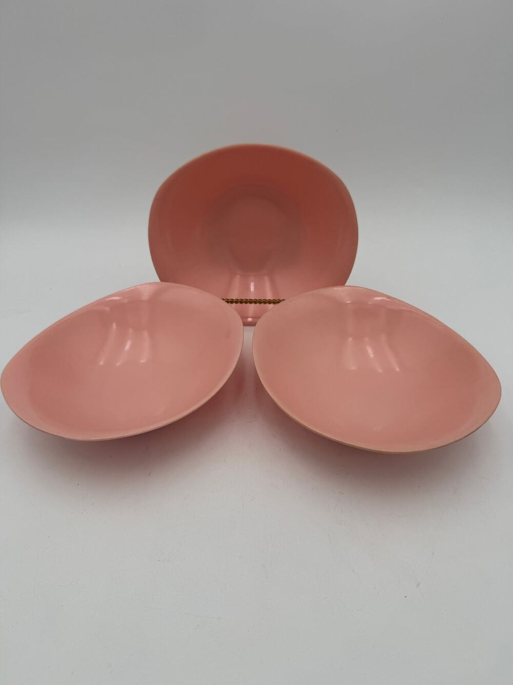 Vintage MCM Bowls in Oneida Premiere Pink Melamine Set of 3